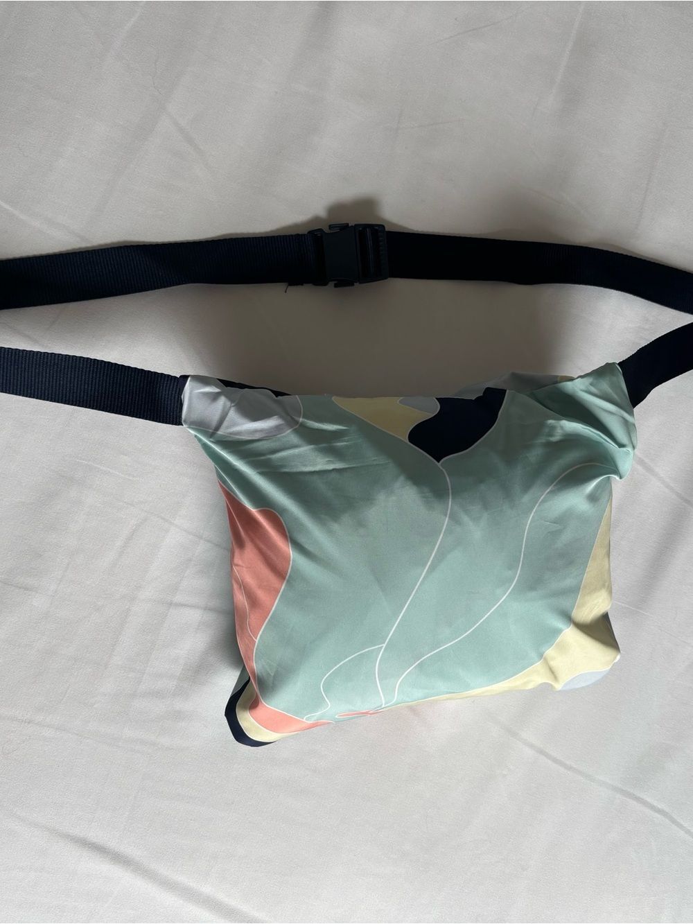 Adidas Packable Windbreaker Converts to Beltbag Colorful Camo Pattern Size S - Picture 12 of 13
